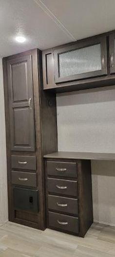 Used 2021 Coachmen Brookstone 398MBL