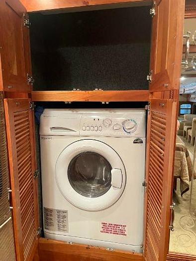 Used 2008 American Coach American Eagle 42F