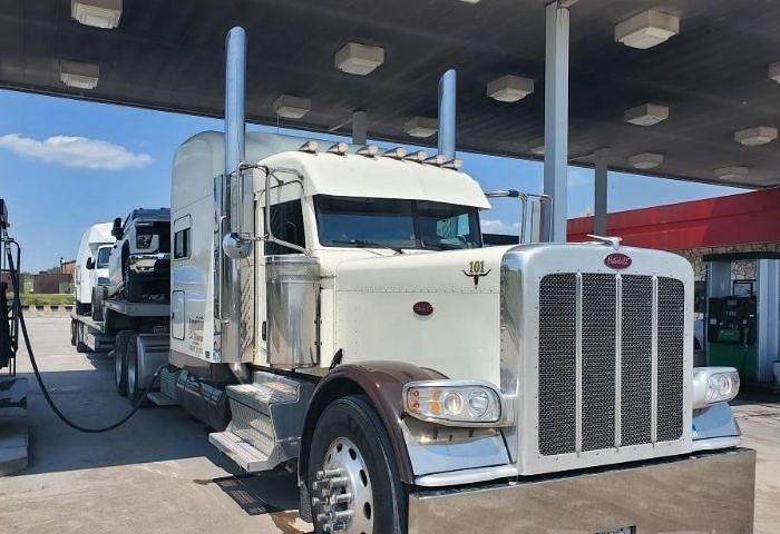 Used 2021 Peterbilt 389