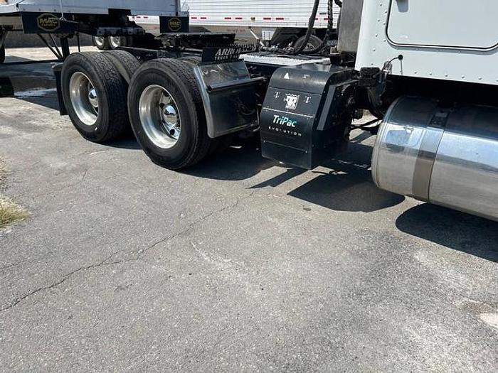 Used 2016 Peterbilt 579