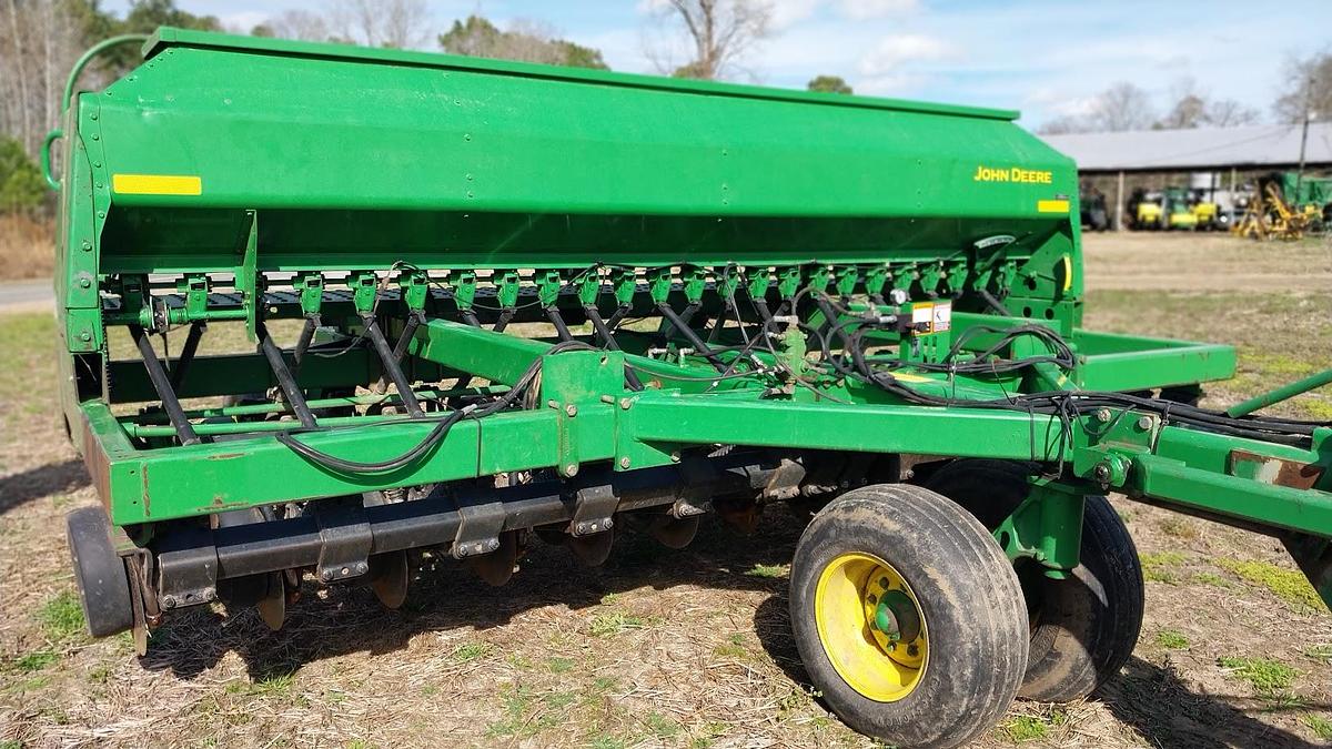 Used 2003 JOHN DEERE 1590&1560 Attached With Houck Hitch