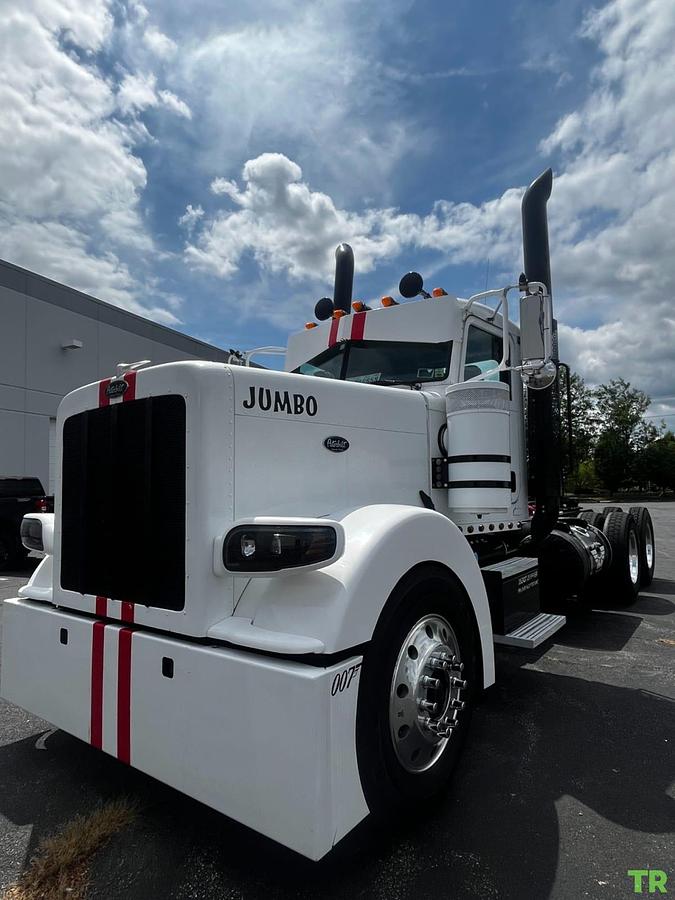 Used 2014 Peterbilt 388