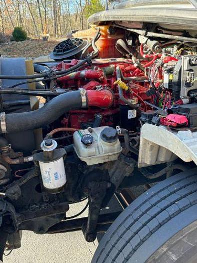 Used 2017 Freightliner M2 106