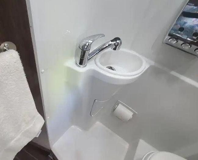 Used 2016 Airstream Interstate EXT Grand Tour