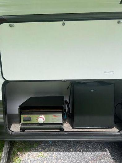 Used 2021 Forest River Wildwood FSX