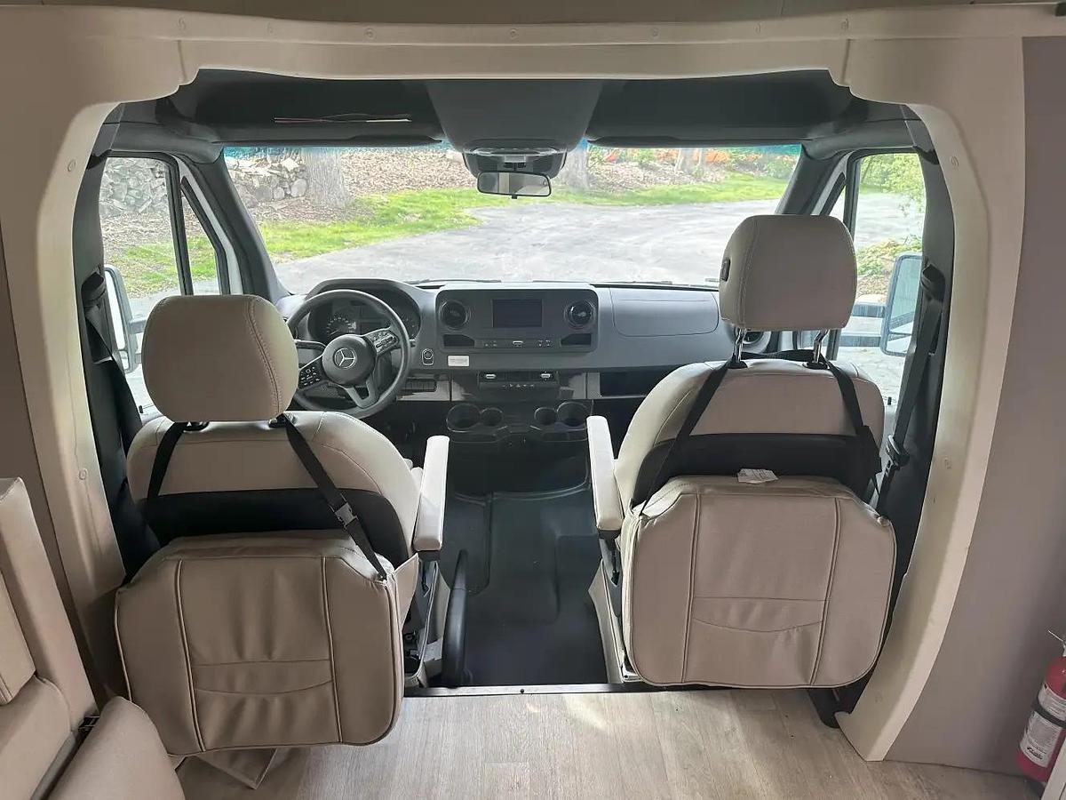 Used 2020 Winnebago View 24J