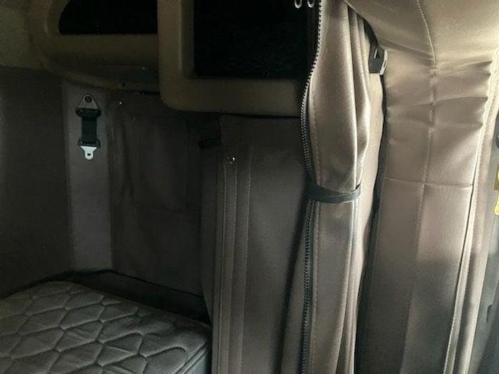 Used 2012 Peterbilt 388 truck