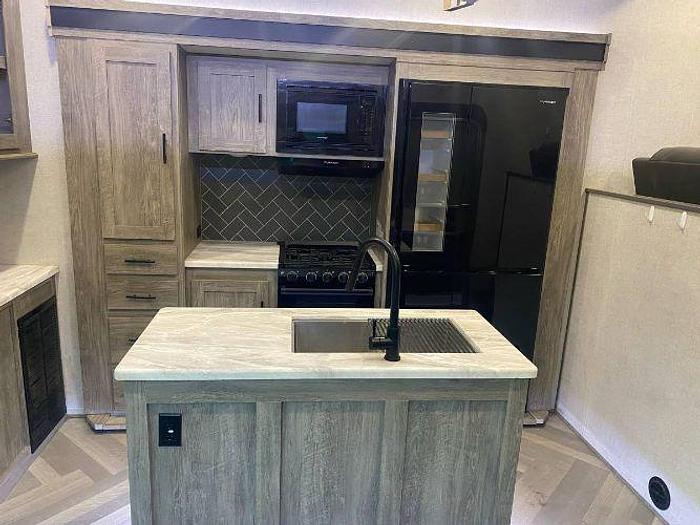 Used 2021 Forest River Salem Hemisphere 378FL