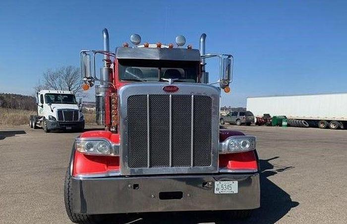 Used 2014 Peterbilt 388