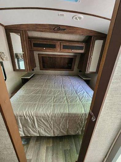 Used 2017 Keystone Cougar Xlite 28RLS