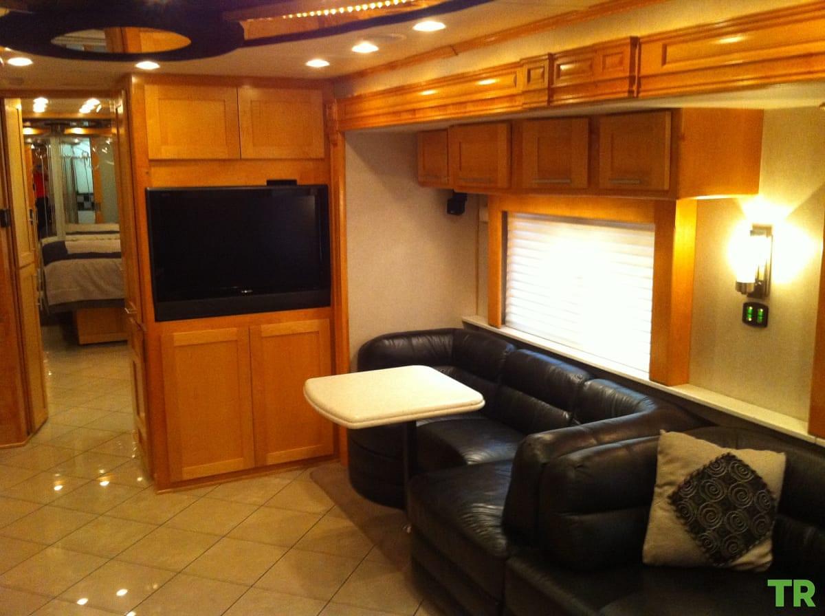 Used 2007 Monaco Signature 45 Fortress Class A Motorhome