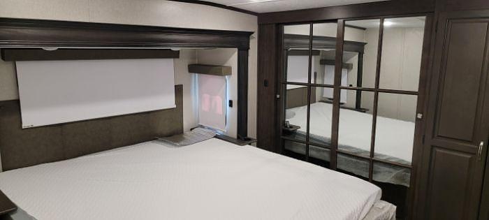 Used 2021 Coachmen Brookstone 398MBL