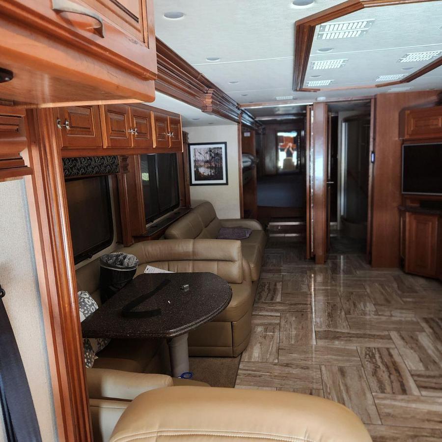 Used 2017 Fleetwood Discovery 39G