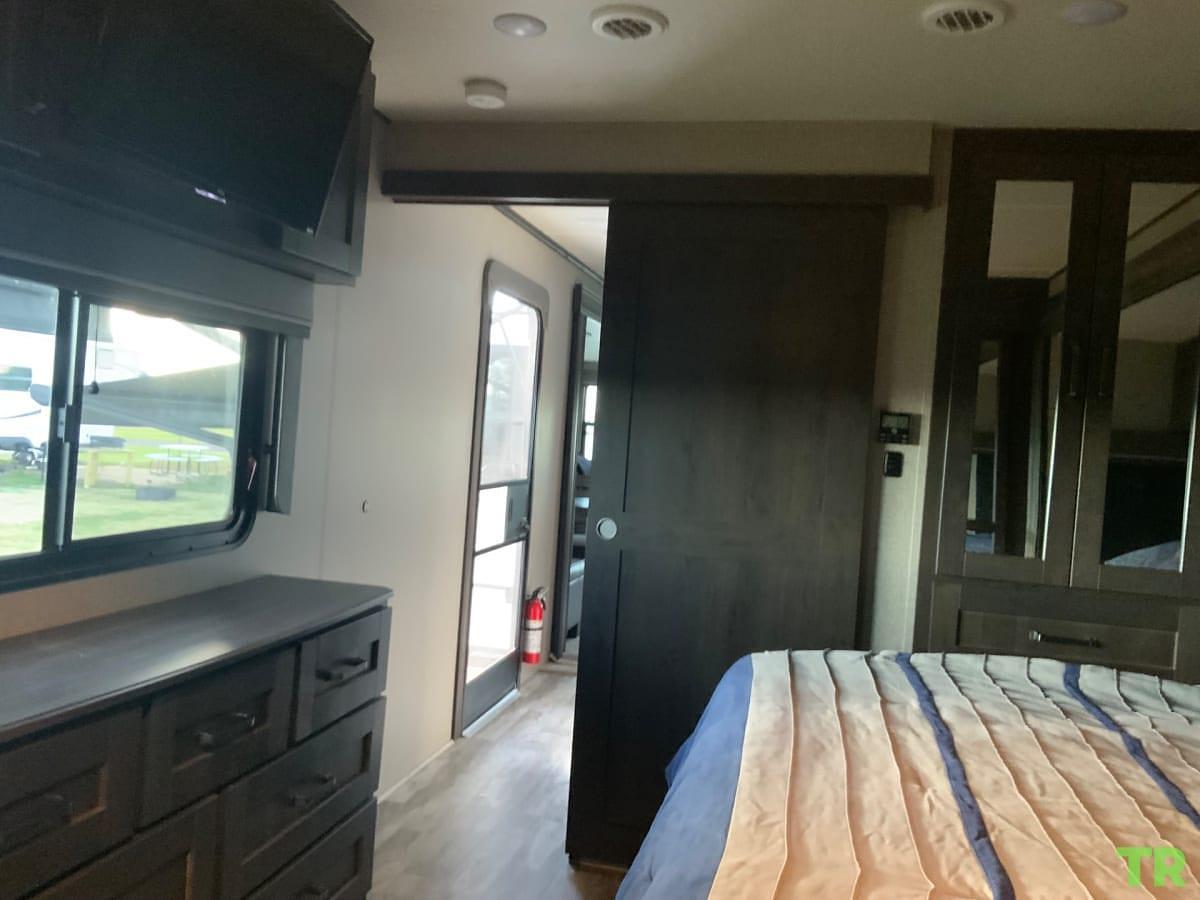Used 2022 Grand Design Reflection 315RLTS