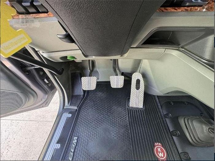 Used 2020 KENWORTH W990