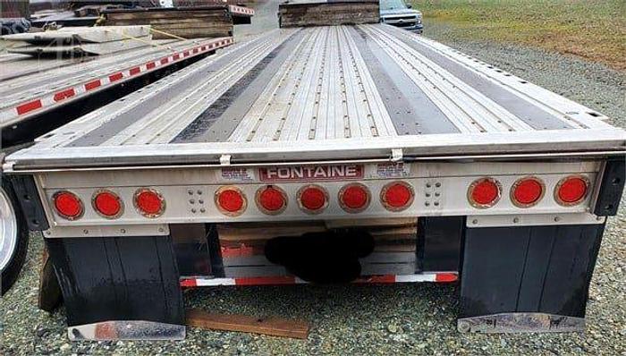 Used 2018 Fontaine Stepdeck