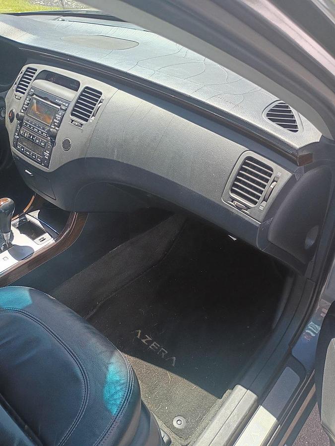 Used 2011 Hyundai Azera Limited