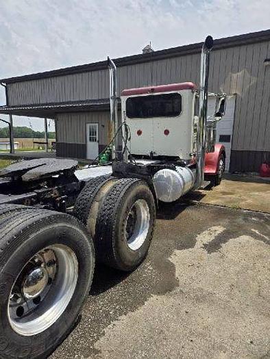 Used 2005 Peterbilt 379