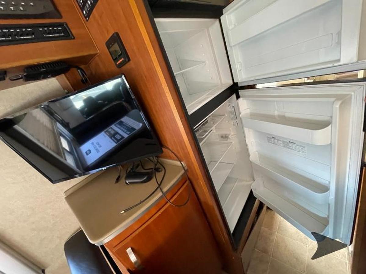 Used 2008 Fleetwood RV Icon 24A Class C Motorhome