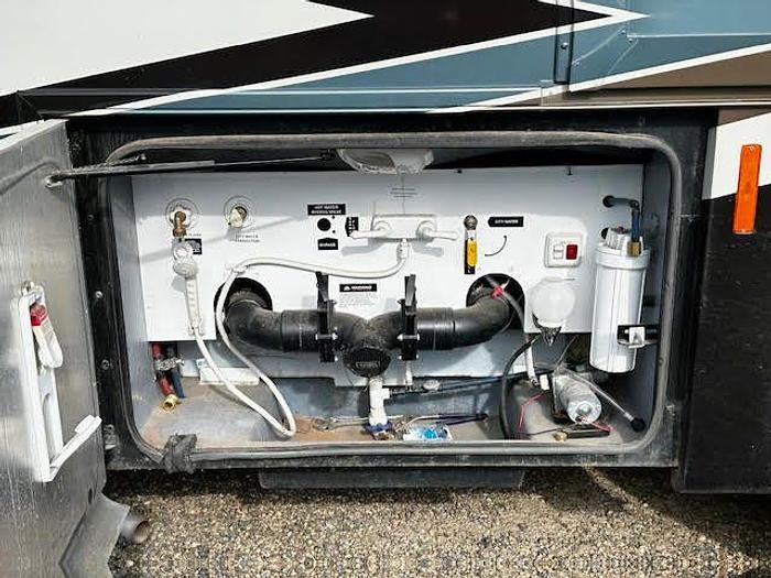 Used 2013 Tiffin Motorhomes Allegro Red 38QRA