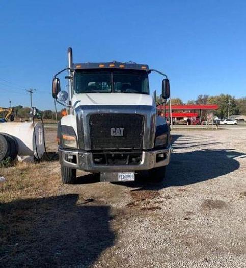 Used 2013 CATERPILLAR CT660