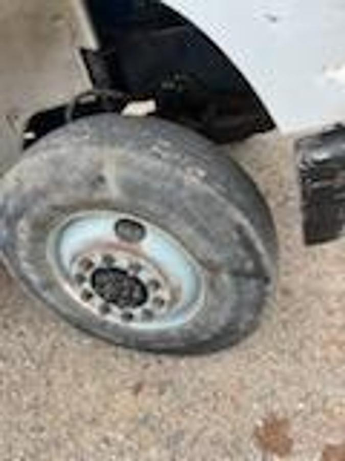 Used 2000 Freightliner FL80