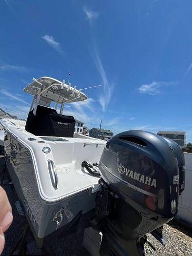 Used 2016 Sea Hunt 25 Gamefish
