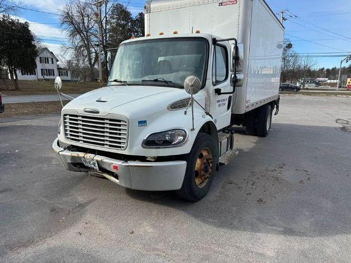 Used 2019 Freightliner Box Truck