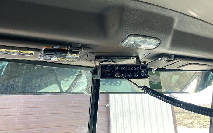 Used 2023 Peterbilt 389