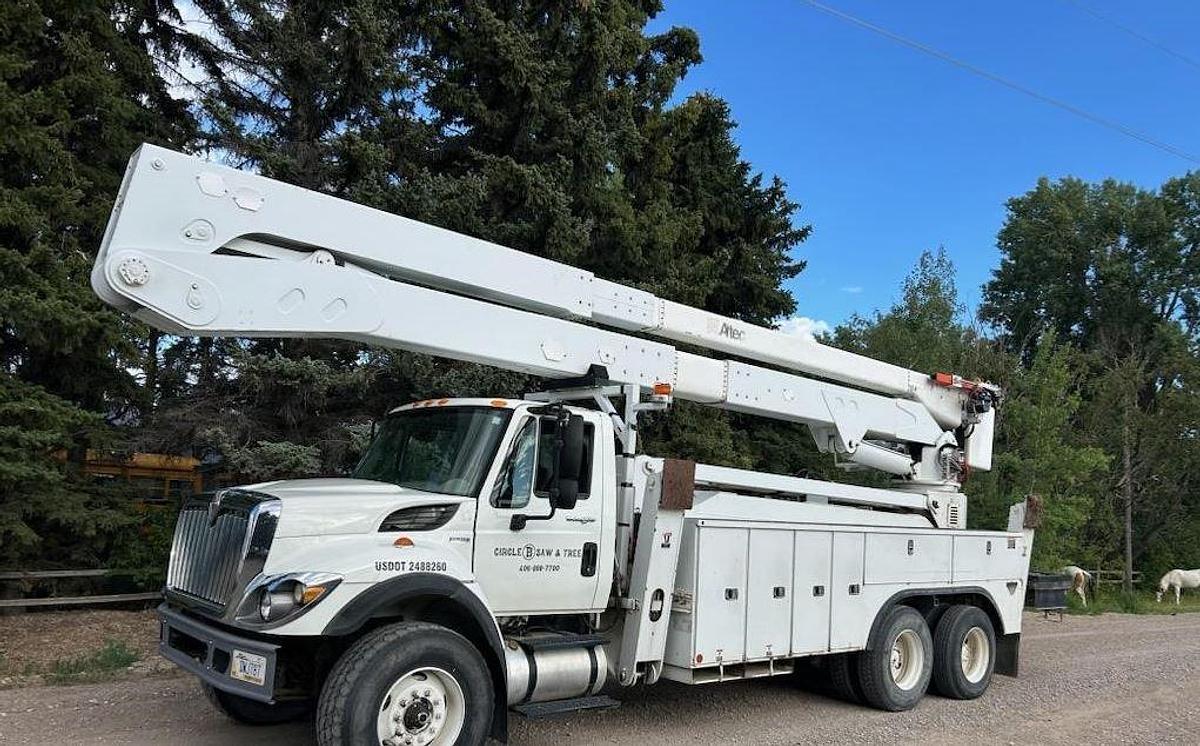 Used 2010 ALTEC A77TE93 MOUNTED ON 2010 International Workstar 7400