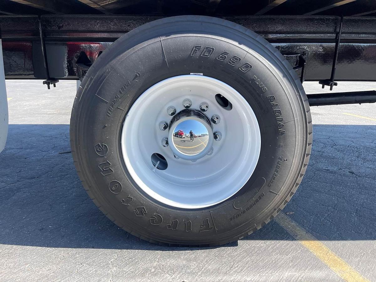 Used 2016 Peterbilt 330 Box Truck