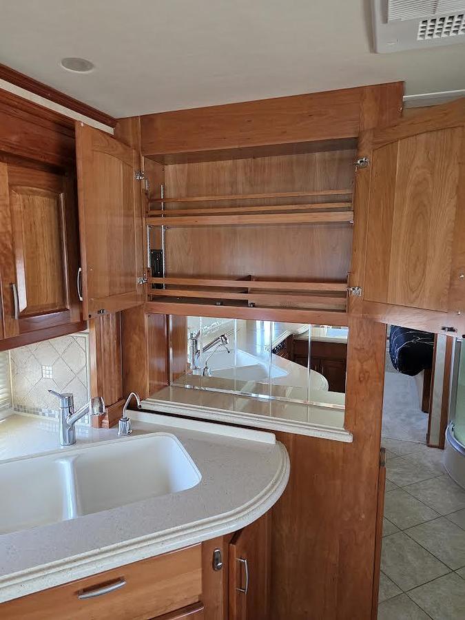 Used 2009 Holiday Rambler Scepter 42PDQ Class A Motorhome