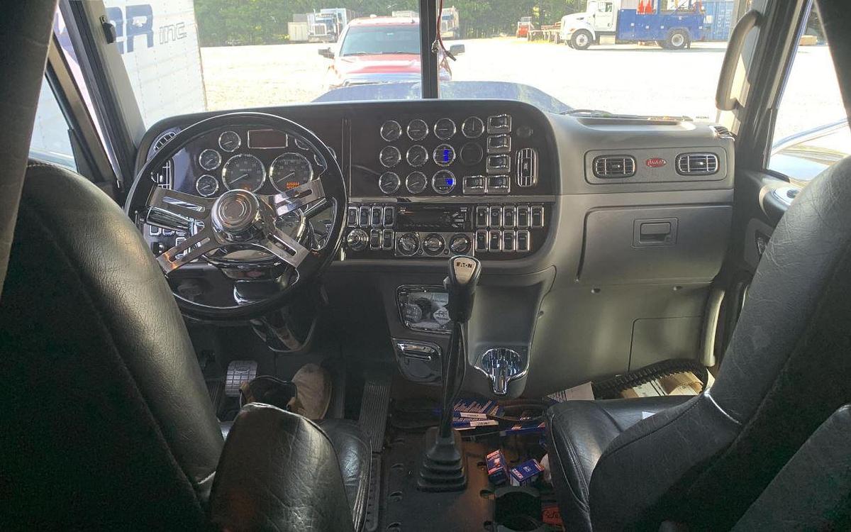 Used 2019 PETERBILT 389