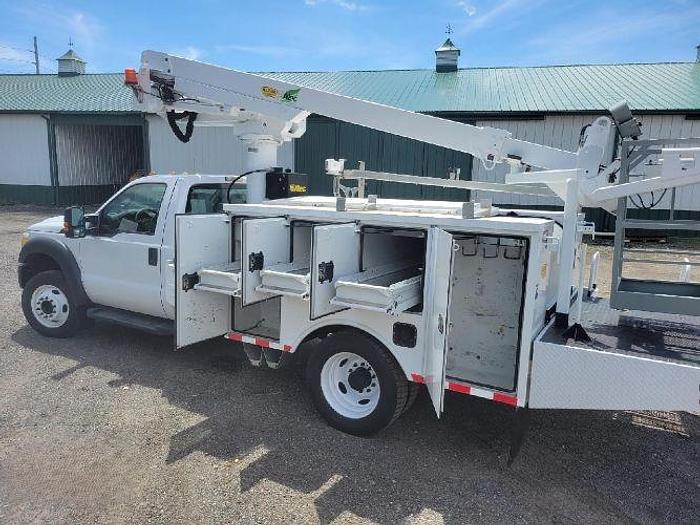 Used 2011 Ford F550 Mounted on Altec AT235