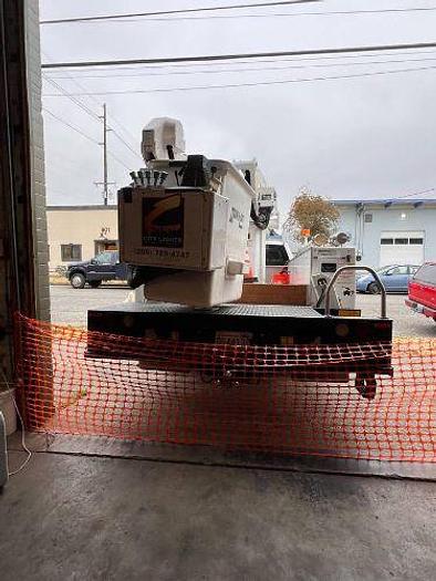 Used 2018 Ford F550 Super Duty with Duralift Model DPM2 47DU