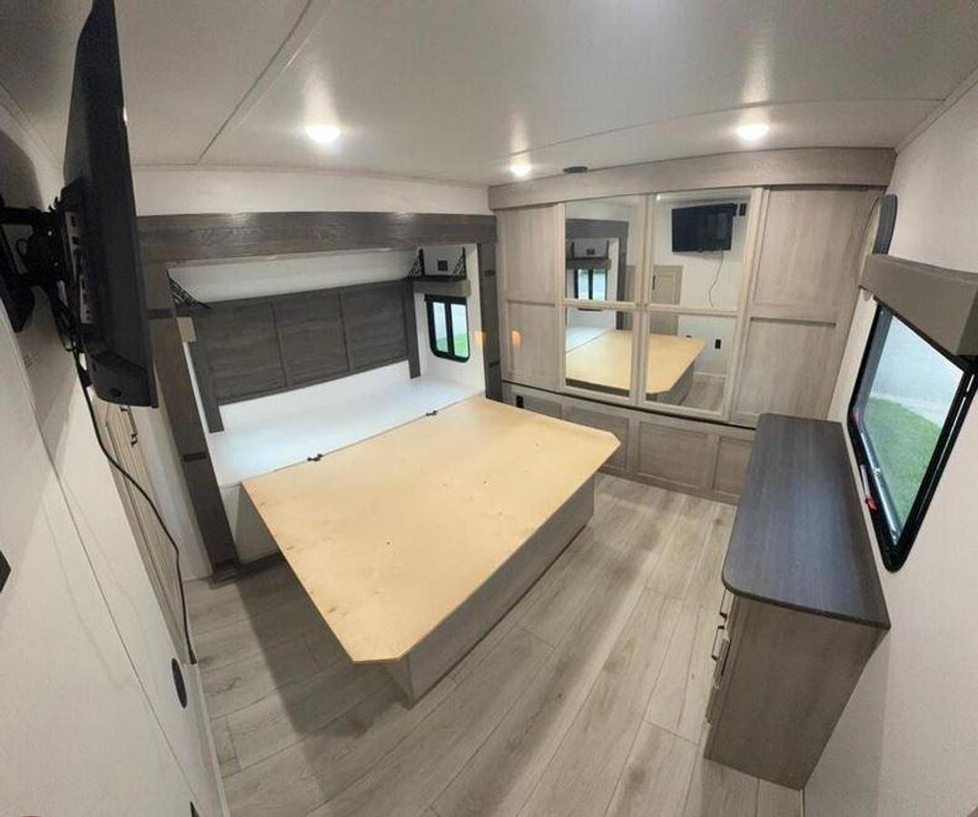 Used 2024 Keystone Montana High Country 377FL Fifth Wheel