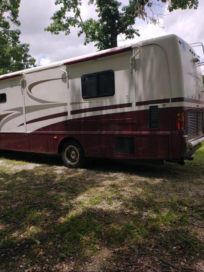 Used 2001 Holiday Rambler Ambassador Class A Motorhome