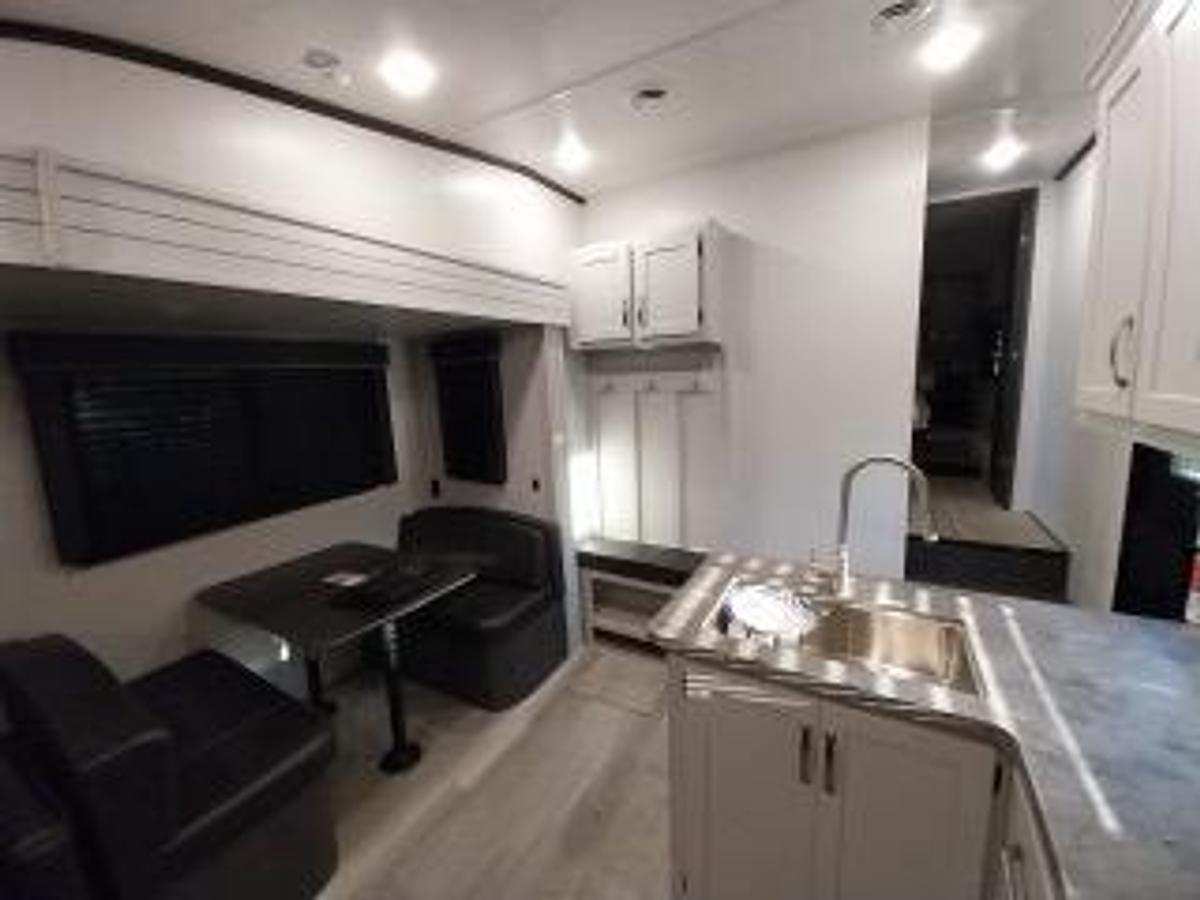 Used 2024 Keystone Cougar Sport 2400RE