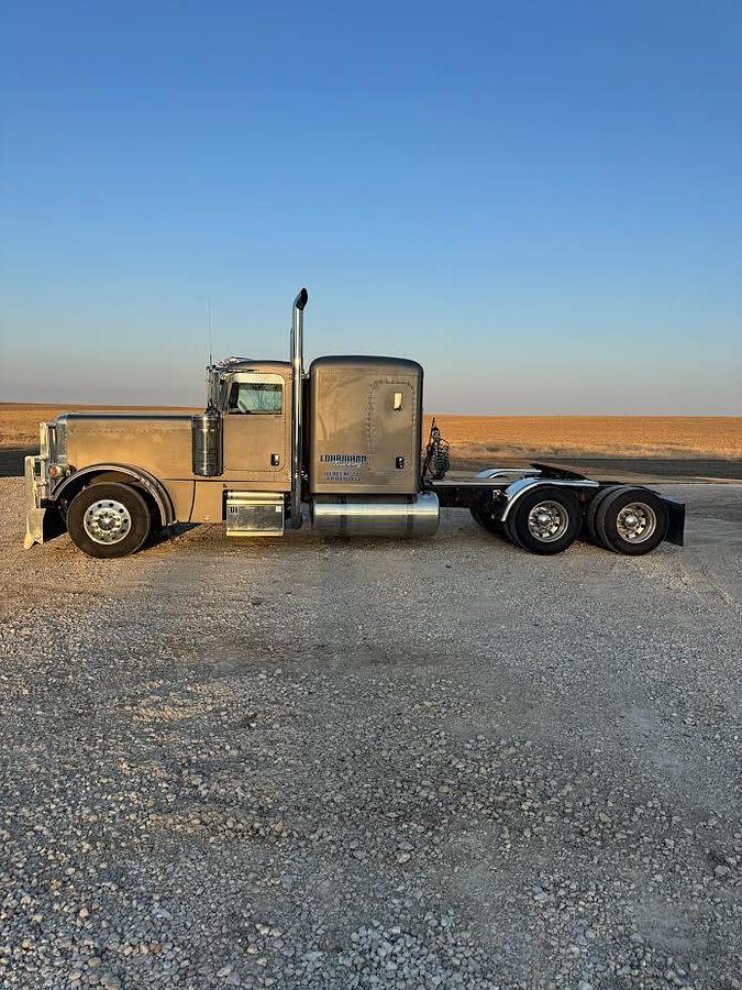 Used 2013 Peterbilt 389