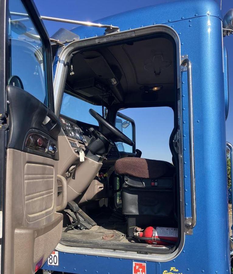 Used 2020 Peterbilt 389