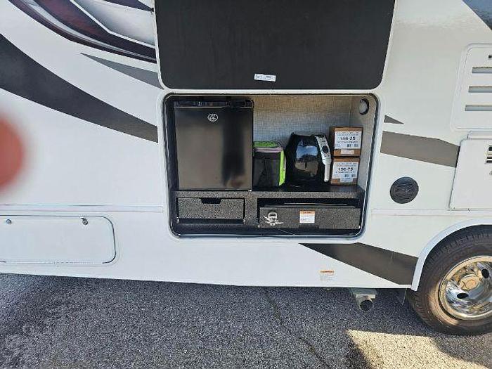 Used 2022 Jayco Redhawk 26M