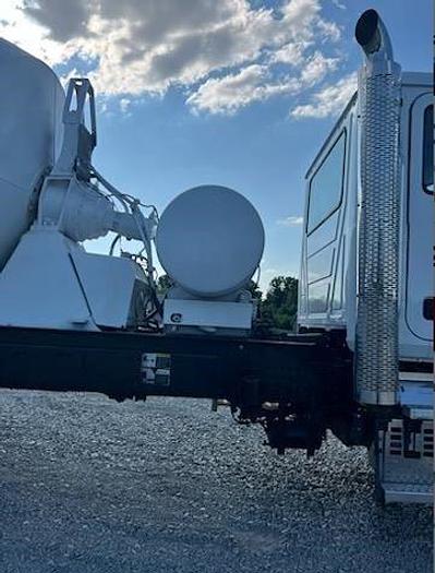 Used 2019 MACK GRANITE 64FR Mixer Truck