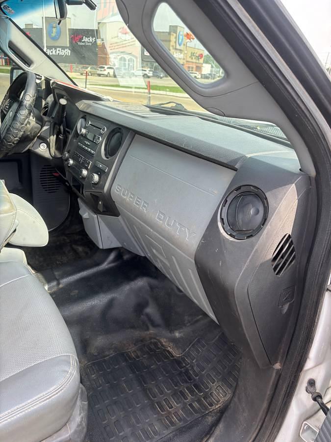 Used 2014 Ford F250 XL Super Duty Crew Cab 4X4