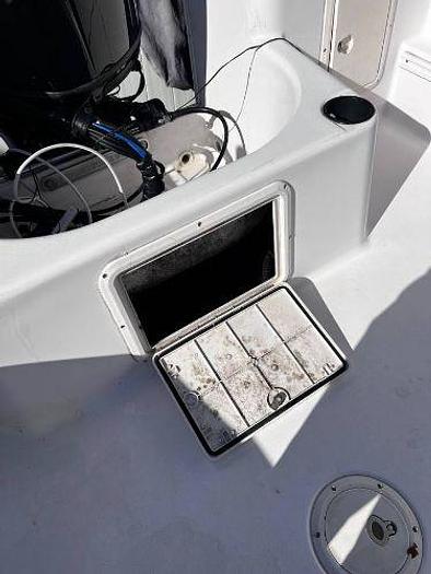 Used 2000 Pro Line Sportsman Center Console Boat