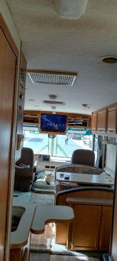 Used 2005 Winnebago SIGHTSEER