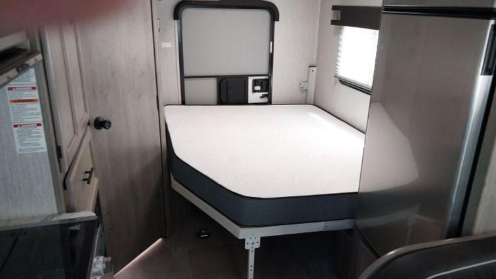 Used 2022 Coachmen Freelander 22XG