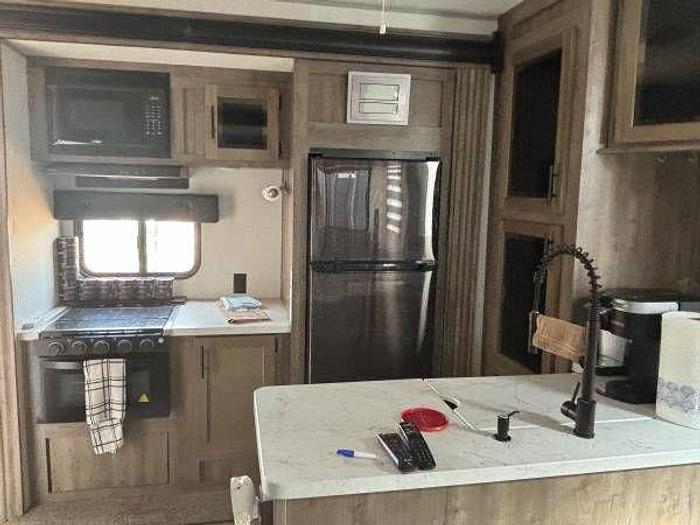 Used 2021 VENGEANCE ROGUE 32V