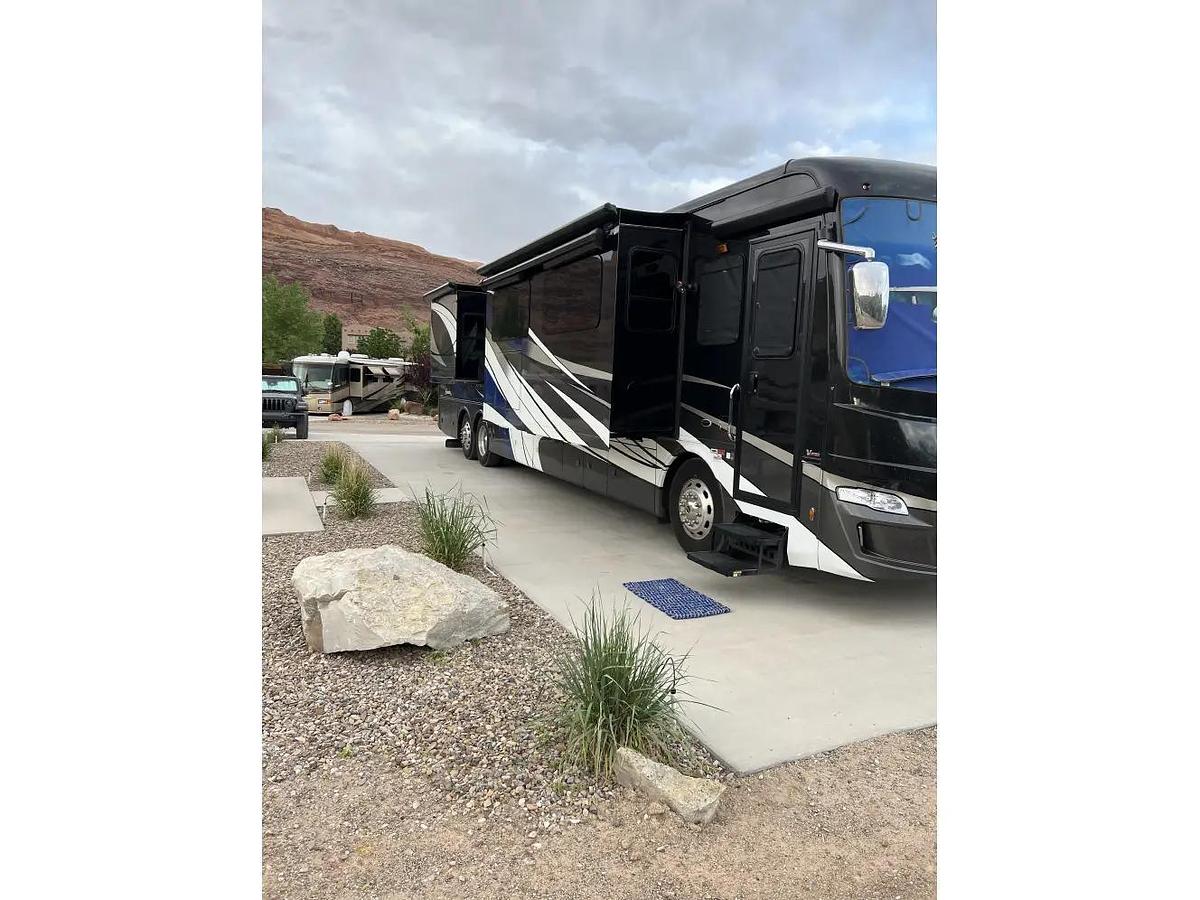 Used 2023 Forest River Berkshire Xlt 45e