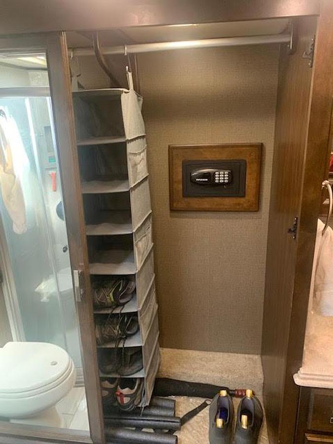 Used 2019 Tiffin Motorhomes Phaeton 40QBH Class A Motorhome