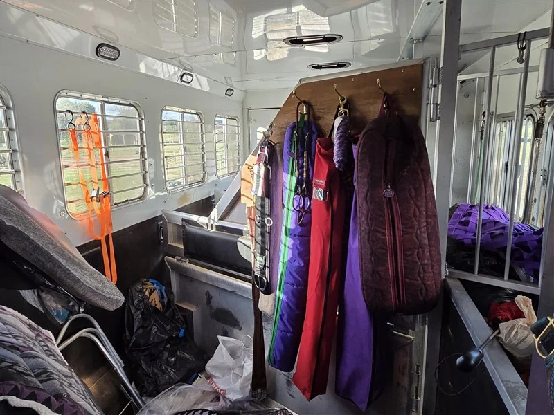 Used 2011 Lakota Bighorn 8416 4 Horse Trailer